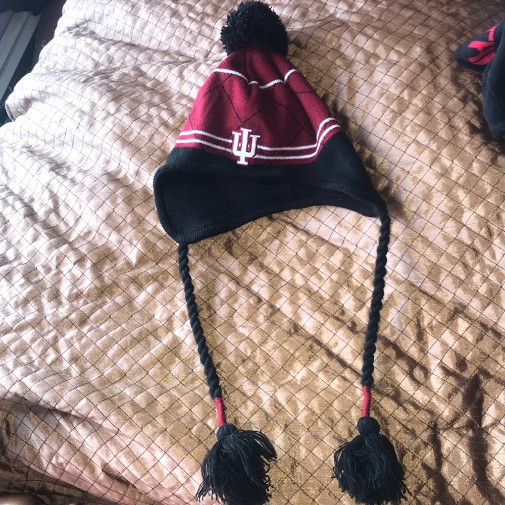 Indiana University Hoosiers tassel hat!